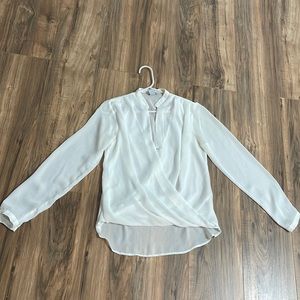 H&M elegant semi-transparent blouse